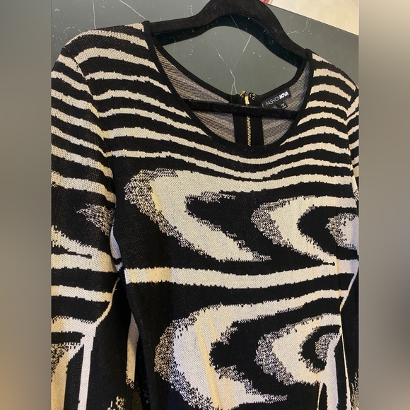 Fashion Nova Black and Cream Swirl Dress - Picture 10 of 15